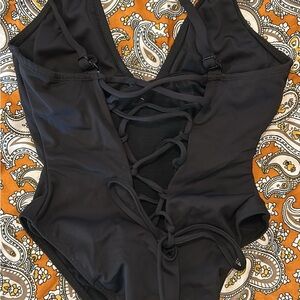 Ta3 One Piece Swimsuit